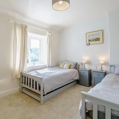 Hotel 3 Bed In 78529